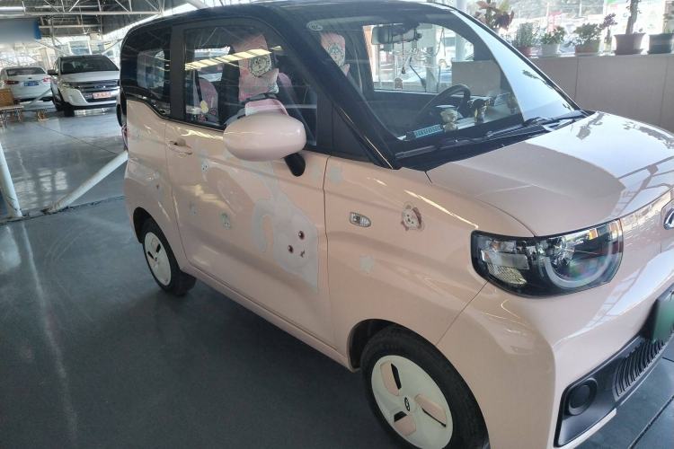 Used Chery New Energy QQ Ice Cream 2022 170km Sundae Phosphate Lithium-Ion Exterior 2
