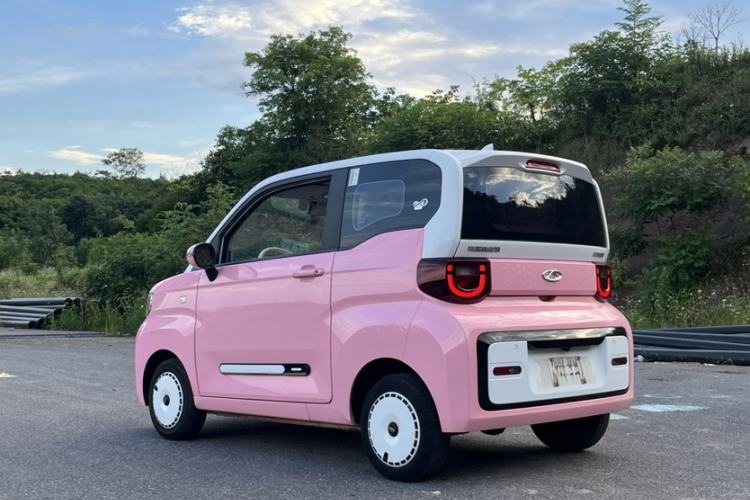Used Chery New Energy QQ Ice Cream 2022 170km Sundae Phosphate Lithium-Ion Exterior 2