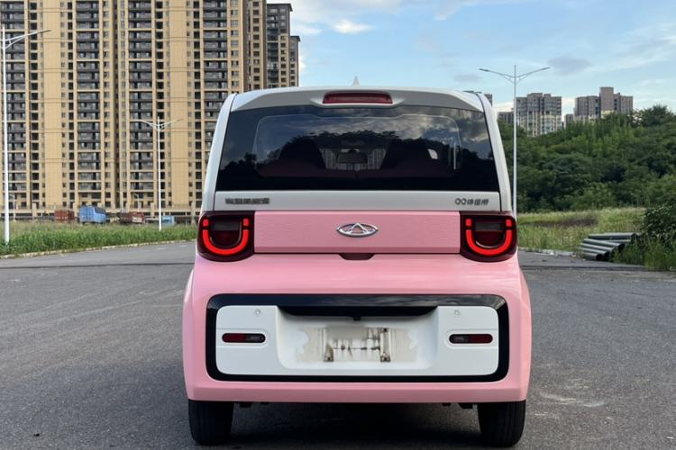 Used Chery New Energy QQ Ice Cream 2022 170km Sundae Phosphate Lithium-Ion Exterior 3
