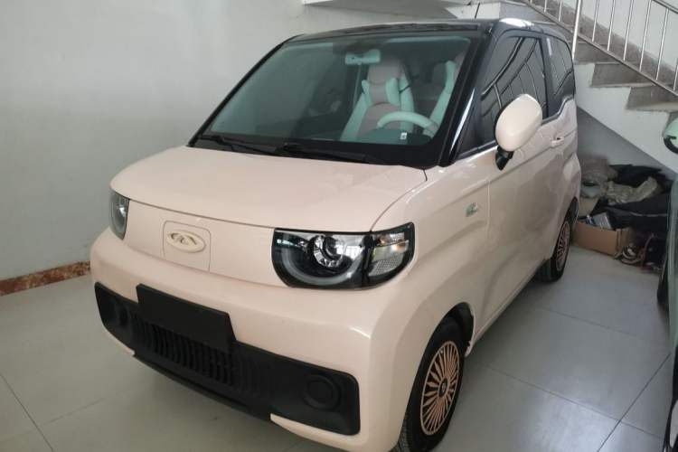 Used Chery New Energy QQ Ice Cream 2022 170km Sundae Phosphate Lithium-Ion Exterior 3