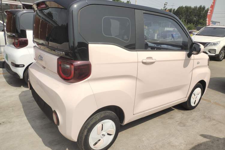 Used Chery New Energy QQ Ice Cream 2022 170km Sundae Phosphate Lithium-Ion Exterior 3