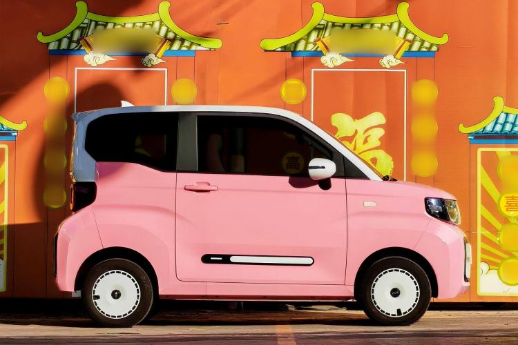 Used Chery New Energy QQ Ice Cream 2022 Taohuanxi Sweet Peach Edition Exterior 4
