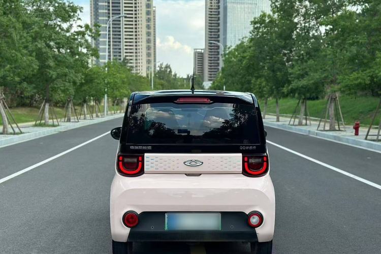 Used Chery New Energy QQ Ice Cream 2022 170km Sundae Phosphate Lithium-Ion Exterior 4