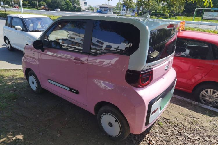 Used Chery New Energy QQ Ice Cream 2022 Taohuanxi Sweet Peach Edition Exterior 5