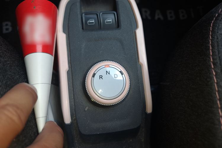 Used Chery New Energy QQ Ice Cream 2022 Taohuanxi Sweet Peach Edition Gear Lever