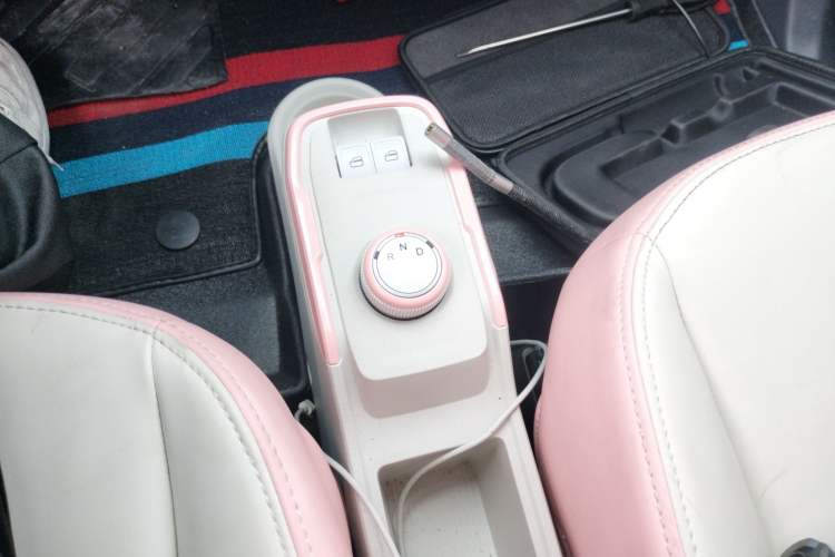 Used Chery New Energy QQ Ice Cream 2022 Taohuanxi Sweet Peach Edition Gear Lever