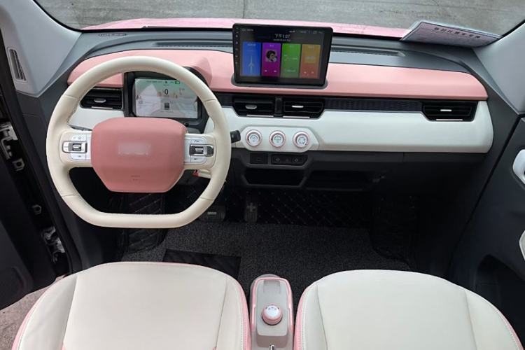 Used Chery New Energy QQ Ice Cream 2022 Taohuanxi Sweet Peach Edition Interior 1