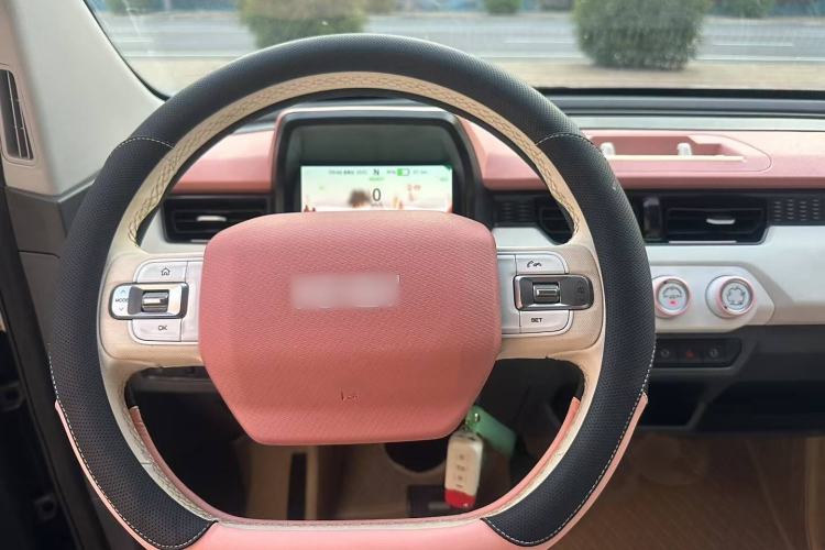 Used Chery New Energy QQ Ice Cream 2022 Taohuanxi Sweet Peach Edition Interior 2