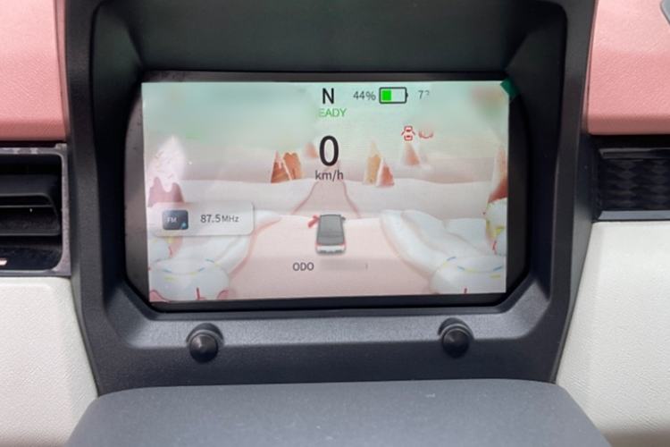 Used Chery New Energy QQ Ice Cream 2022 Taohuanxi Sweet Peach Edition Interior 3