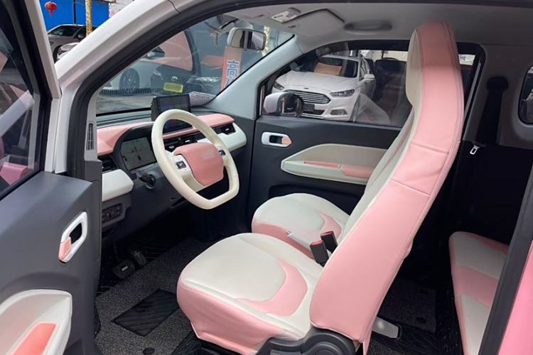 Used Chery New Energy QQ Ice Cream 2022 Taohuanxi Sweet Peach Edition Interior 4