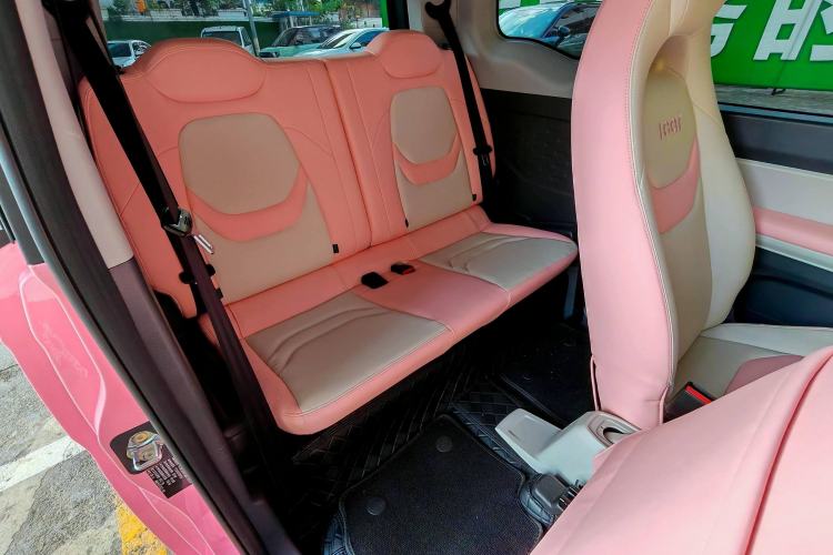 Used Chery New Energy QQ Ice Cream 2022 Taohuanxi Sweet Peach Edition Interior 7