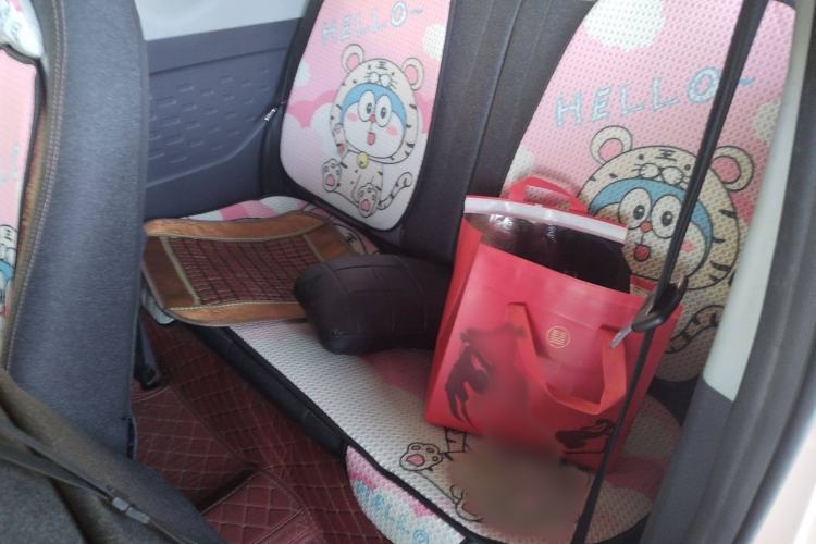 Used Chery New Energy QQ Ice Cream 2022 170km Sundae Phosphate Lithium-Ion Interior 7