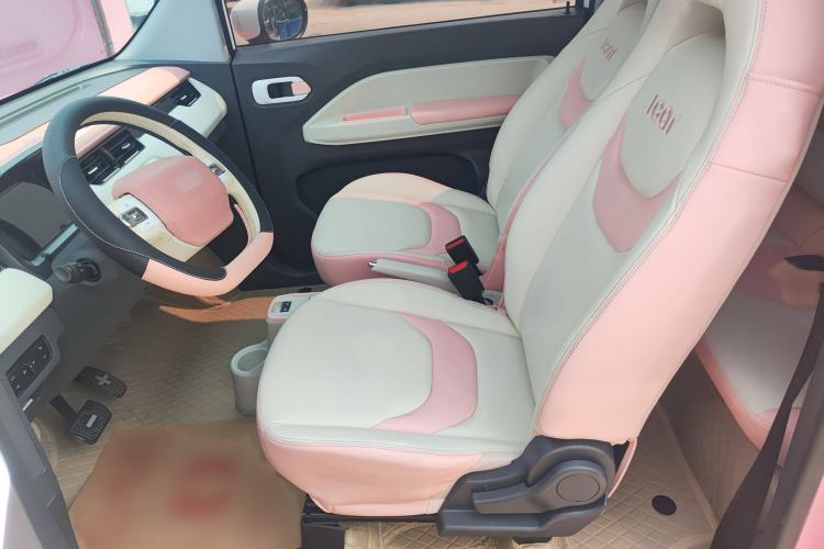 Used Chery New Energy QQ Ice Cream 2022 Taohuanxi Sweet Peach Edition Left Front Seat