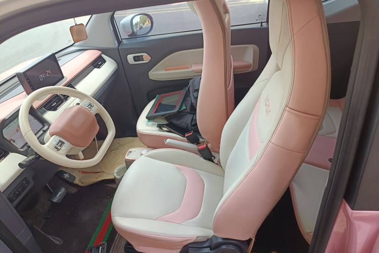 Used Chery New Energy QQ Ice Cream 2022 Taohuanxi Sweet Peach Edition Left Front Seat