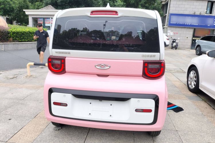 Used Chery New Energy QQ Ice Cream 2022 Taohuanxi Sweet Peach Edition Rear