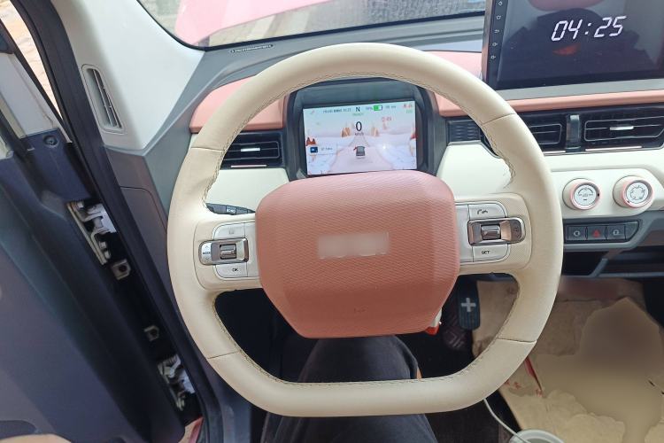 Used Chery New Energy QQ Ice Cream 2022 Taohuanxi Sweet Peach Edition Steering Wheel