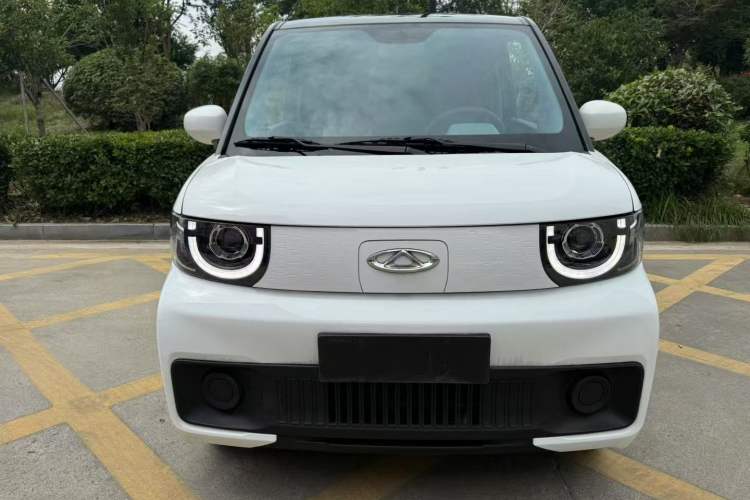 Used Chery New Energy QQ Ice Cream 2022 170km Sundae Phosphate Lithium-Ion Exterior 1