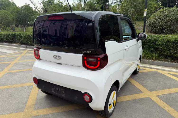 Used Chery New Energy QQ Ice Cream 2022 170km Sundae Phosphate Lithium-Ion Exterior 5