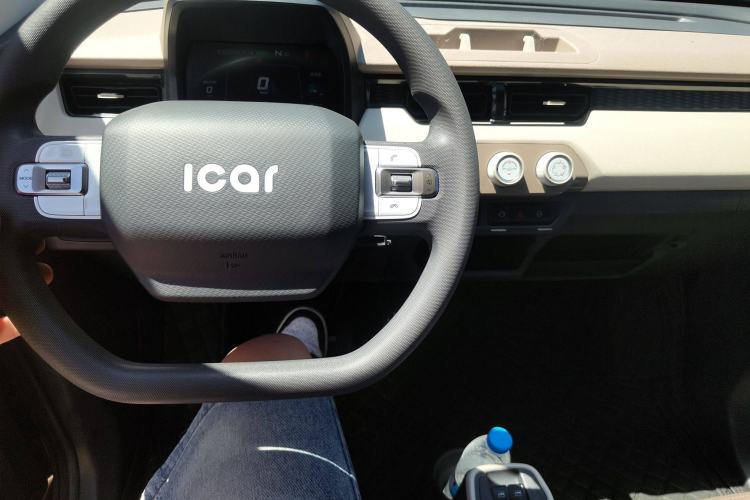 Used Chery New Energy QQ Ice Cream 2022 170km Sundae Phosphate Lithium-Ion Interior 3
