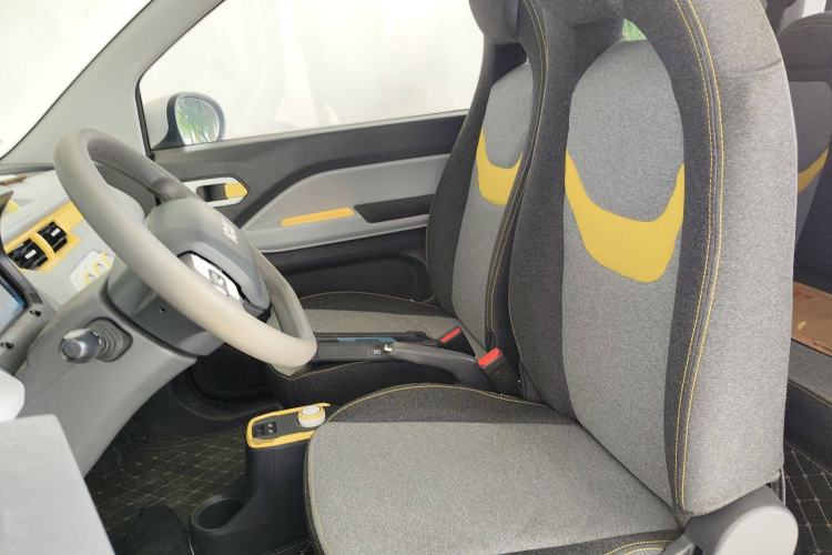 Used Chery New Energy QQ Ice Cream 2022 170km Sundae Phosphate Lithium-Ion Left Front Seat