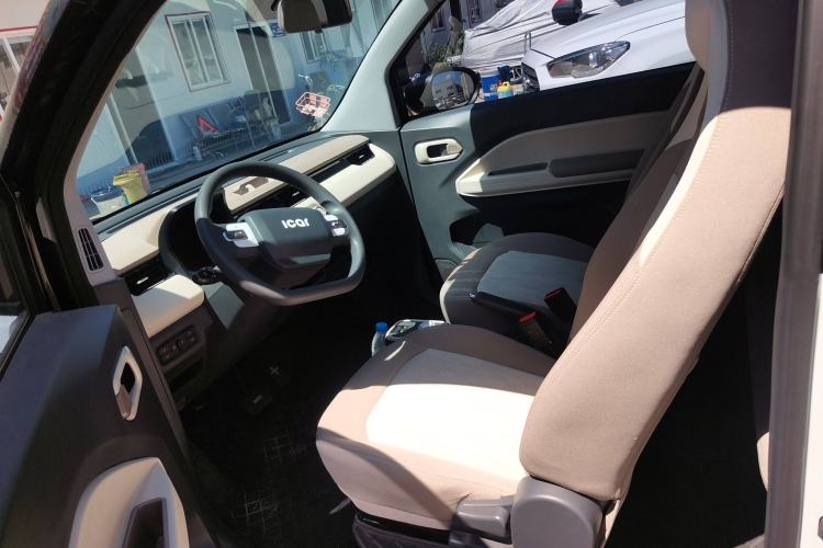 Used Chery New Energy QQ Ice Cream 2022 170km Sundae Phosphate Lithium-Ion Left Front Seat