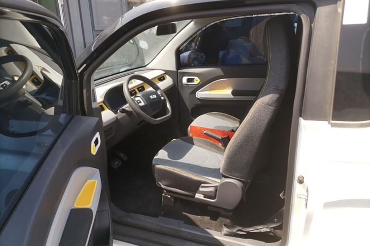 Used Chery New Energy QQ Ice Cream 2022 170km Sundae Phosphate Lithium-Ion Left Front Seat