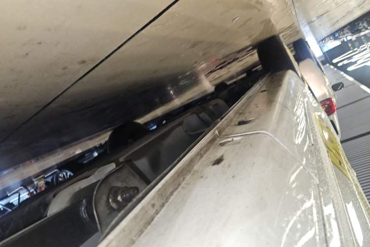 Used Chery New Energy QQ Ice Cream 2022 170km Sundae Phosphate Lithium-Ion Left Side Sill