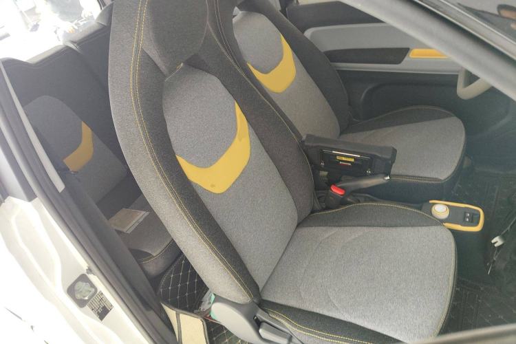 Used Chery New Energy QQ Ice Cream 2022 170km Sundae Phosphate Lithium-Ion Right Front Seat