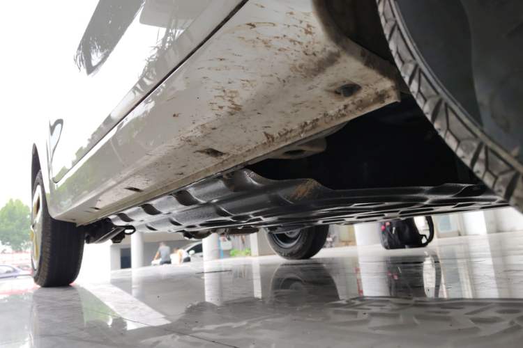 Used Chery New Energy QQ Ice Cream 2022 170km Sundae Phosphate Lithium-Ion Right Side Sill