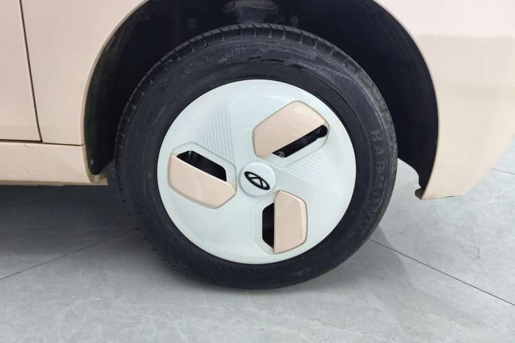 Used Chery New Energy QQ Ice Cream 2023 170km Milkshake – Lithium Iron Phosphate Right Rear Wheel Hub