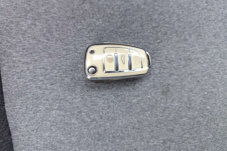 Used Chery New Energy QQ Ice Cream 2023 170km Milkshake – Lithium Iron Phosphate Vehicle Key