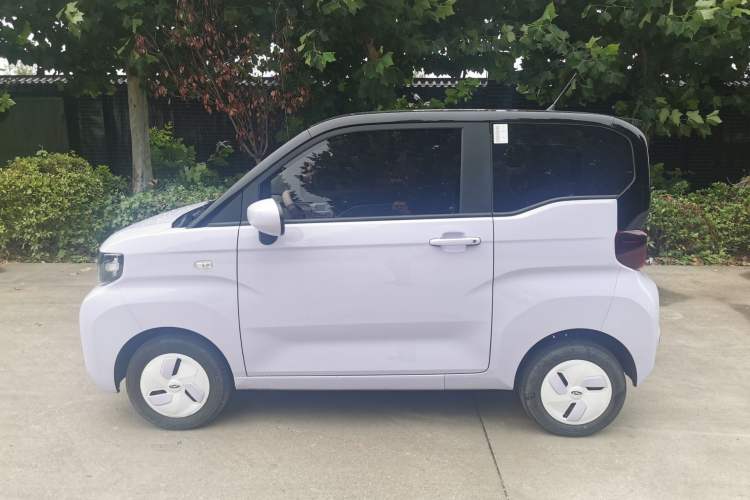 Used Chery New Energy QQ Ice Cream 2023 170km Milkshake – Lithium Iron Phosphate Exterior 4