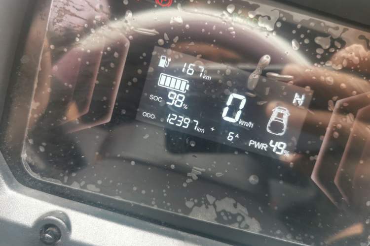Used Chery New Energy QQ Ice Cream 2023 170km Milkshake – Lithium Iron Phosphate Odometer Close Up
