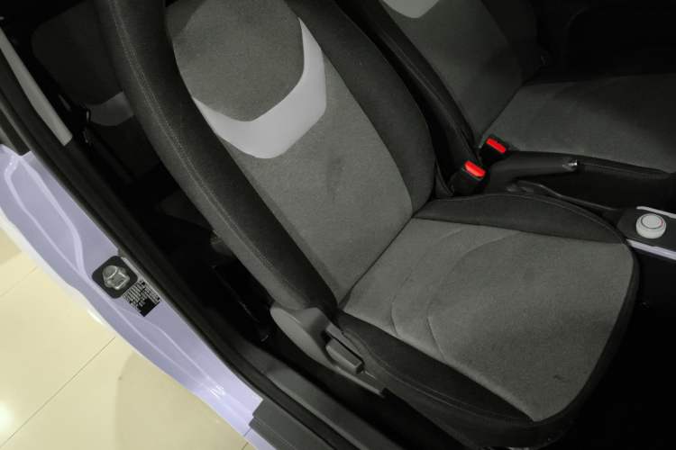 Used Chery New Energy QQ Ice Cream 2023 170km Milkshake – Lithium Iron Phosphate Right Front Seat