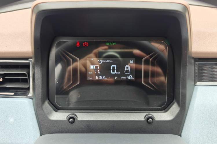 Used Chery New Energy QQ Ice Cream 2024 Youth Edition 205km Milkshake Odometer Close Up