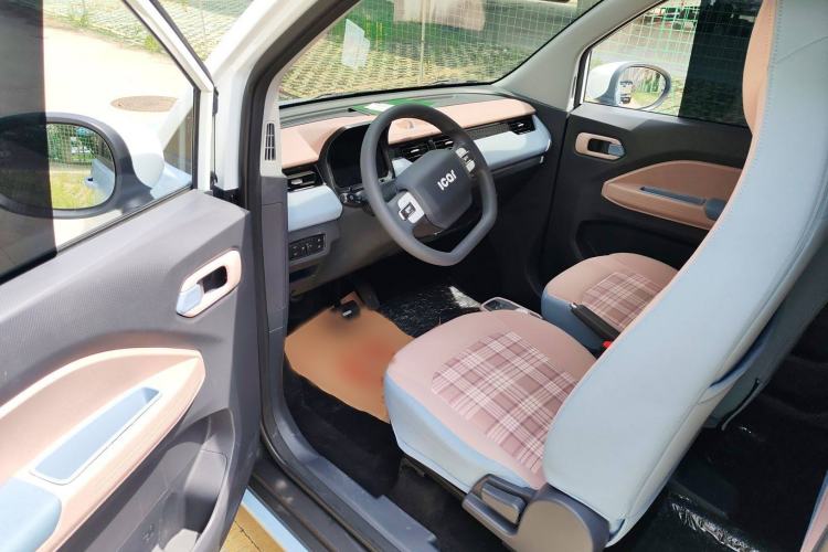 Used Chery New Energy QQ Ice Cream 2024 170km Sundae Steering Wheel