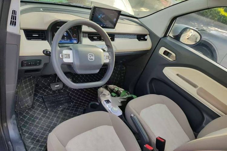Used Chery New Energy QQ Ice Cream 2024 Edition Youth Version 205km Sundae Interior 1
