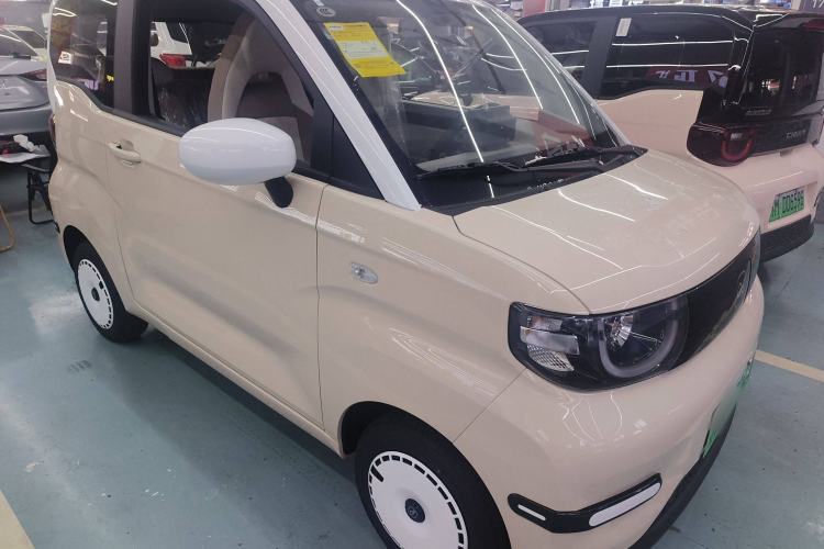 Used Chery New Energy QQ Ice Cream 2024 Facelifted 205km Sundae Exterior 2
