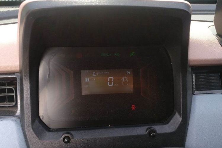 Used Chery New Energy QQ Ice Cream 2024 Edition Youth Version 120km Milkshake Interior 2