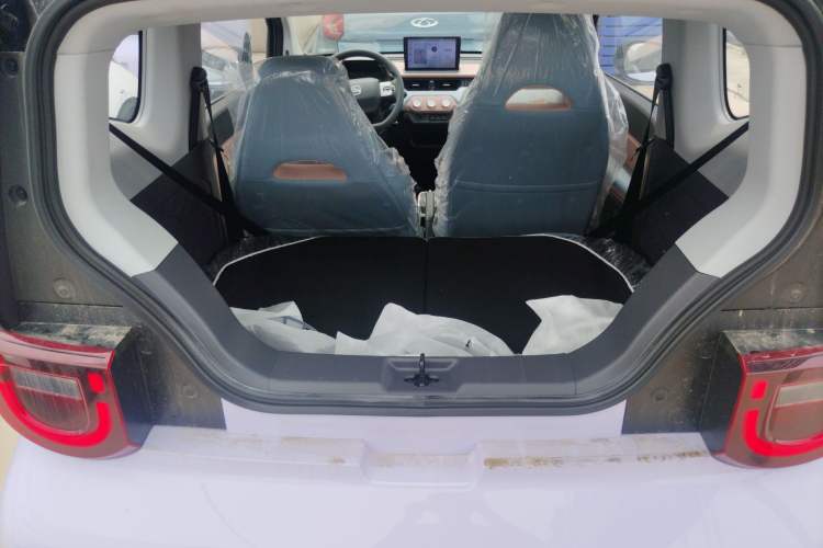 Used Chery New Energy QQ Ice Cream 2024 Edition Youth Version 205km Sundae Trunk