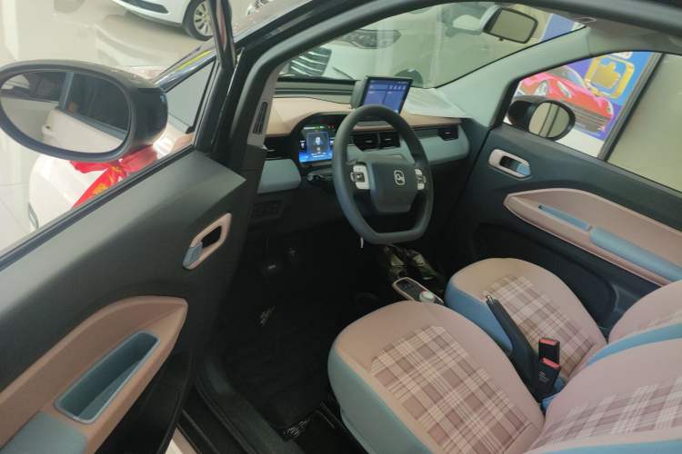 Used Chery New Energy QQ Ice Cream 2024 Edition Youth Version 205km Sundae Driver Seat