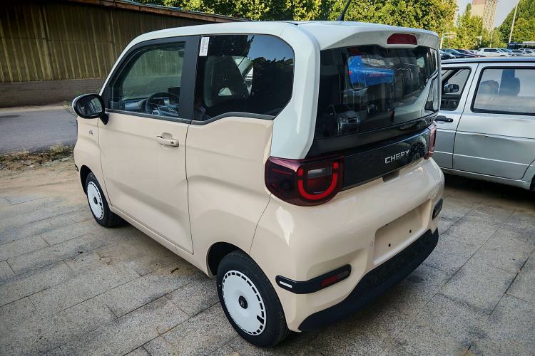 Used Chery New Energy QQ Ice Cream 2024 205km Sundae+ Exterior 3