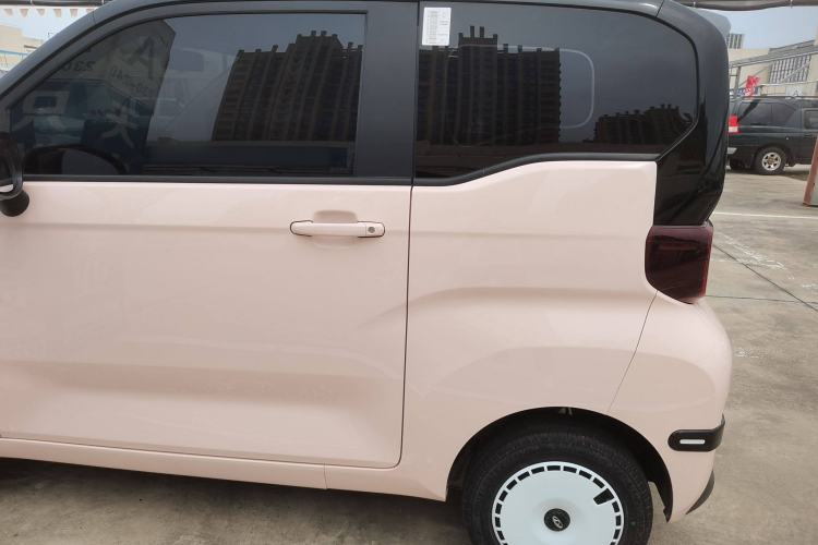 Used Chery New Energy QQ Ice Cream 2024 Restyled 170 km Sundae Exterior 5