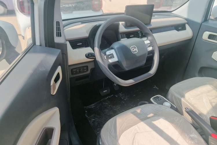Used Chery New Energy QQ Ice Cream 2024 205km Sundae+ Left Front Seat