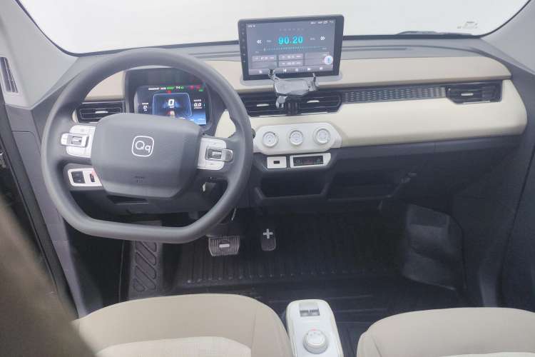 Used Chery New Energy QQ Ice Cream 2024 205km Sundae Center Console