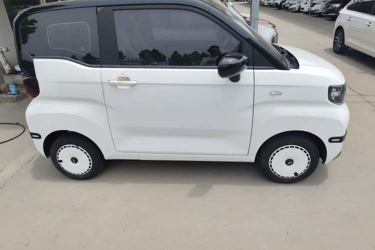 Used Chery New Energy QQ Ice Cream 2024 Edition Youth Version 205km Sundae Exterior 3