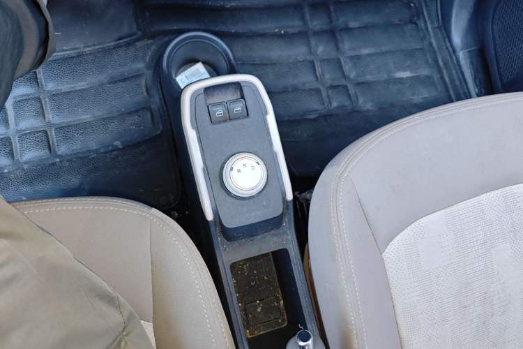 Used Chery New Energy QQ Ice Cream 2024 170km Sundae Gear Lever