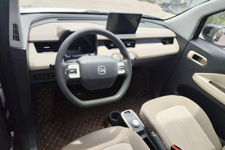 Used Chery New Energy QQ Ice Cream 2024 Edition Youth Version 205km Sundae Interior 2