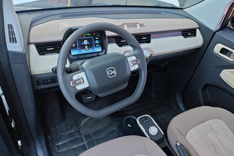 Used Chery New Energy QQ Ice Cream 2024 170km Sundae Interior 2