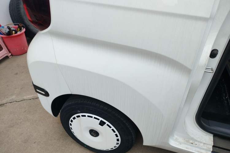 Used Chery New Energy QQ Ice Cream 2024 Edition Youth Version 205km Sundae Interior 6